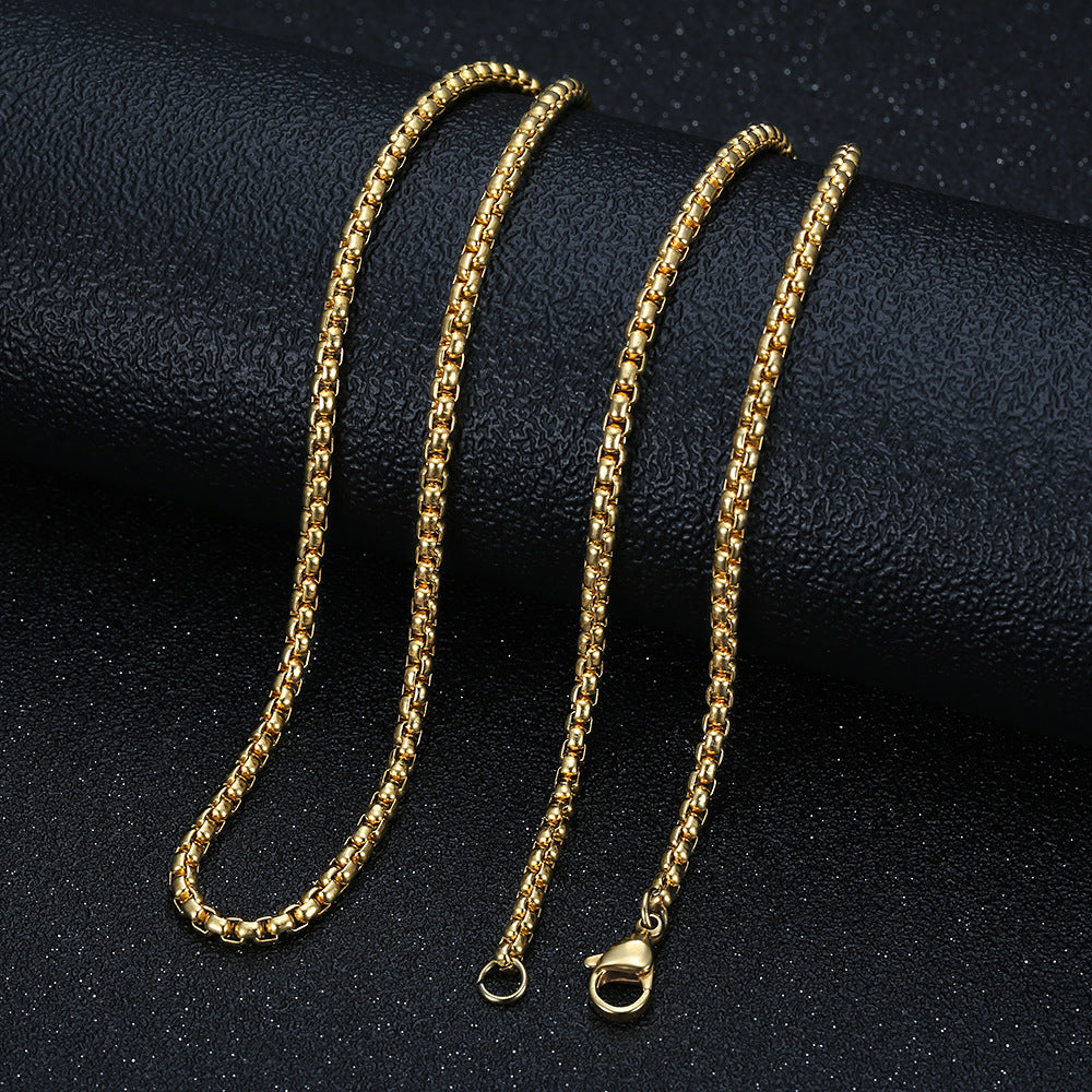 Collar con colgante de San Judas Tadeo chapado en oro de acero inoxidable