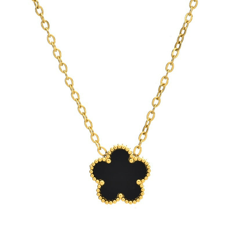 Pulsera con Dije de Trebol de Cinco Petalos / Clover Five-Petal Bracelet Jewelry