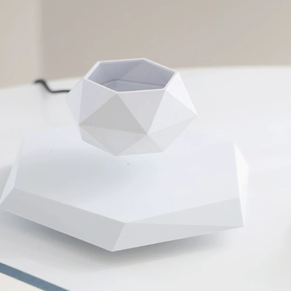 Maceta Flotante con Levitacion Magnetica / Magnetic Levitation Planter